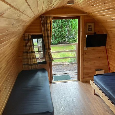 Glamping Hut - By The Way Campsite Tyndrum Zewnętrze zdjęcie